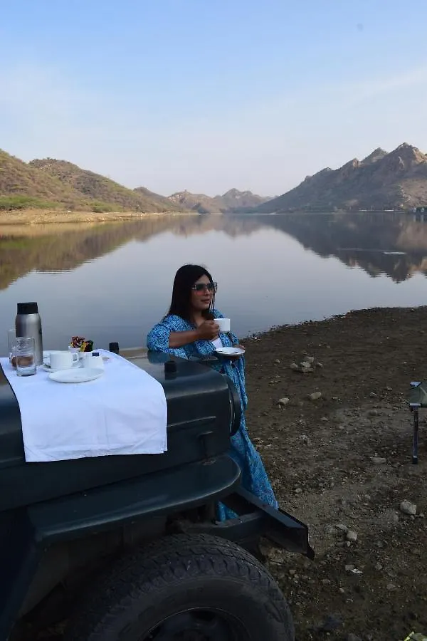 Red Tullip Md Valley Resort And Spa 우다이푸르